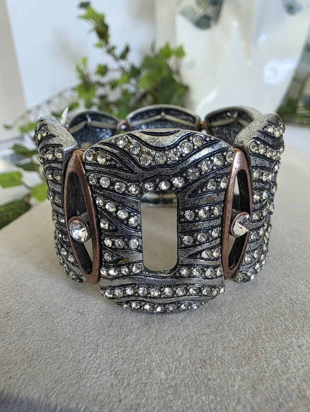 Bold Vintage-Style Rhinestone & Filigree Cutout Statement Stretch Cuff Bracelet